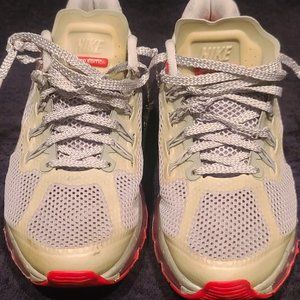 NIKE Air Max Limited Edition, Women's Size 10